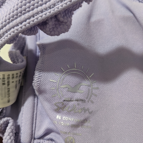 NEW Hollister Lilac Ruffled Hem Bikini Top - Picture 4 of 10